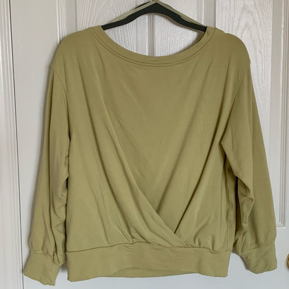 Lululemon pleated modal fleece pullover - Picture 3 of 3